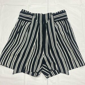 Short HM - Size 4